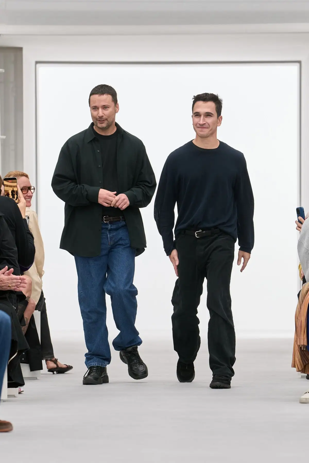 The bow at Loewe.